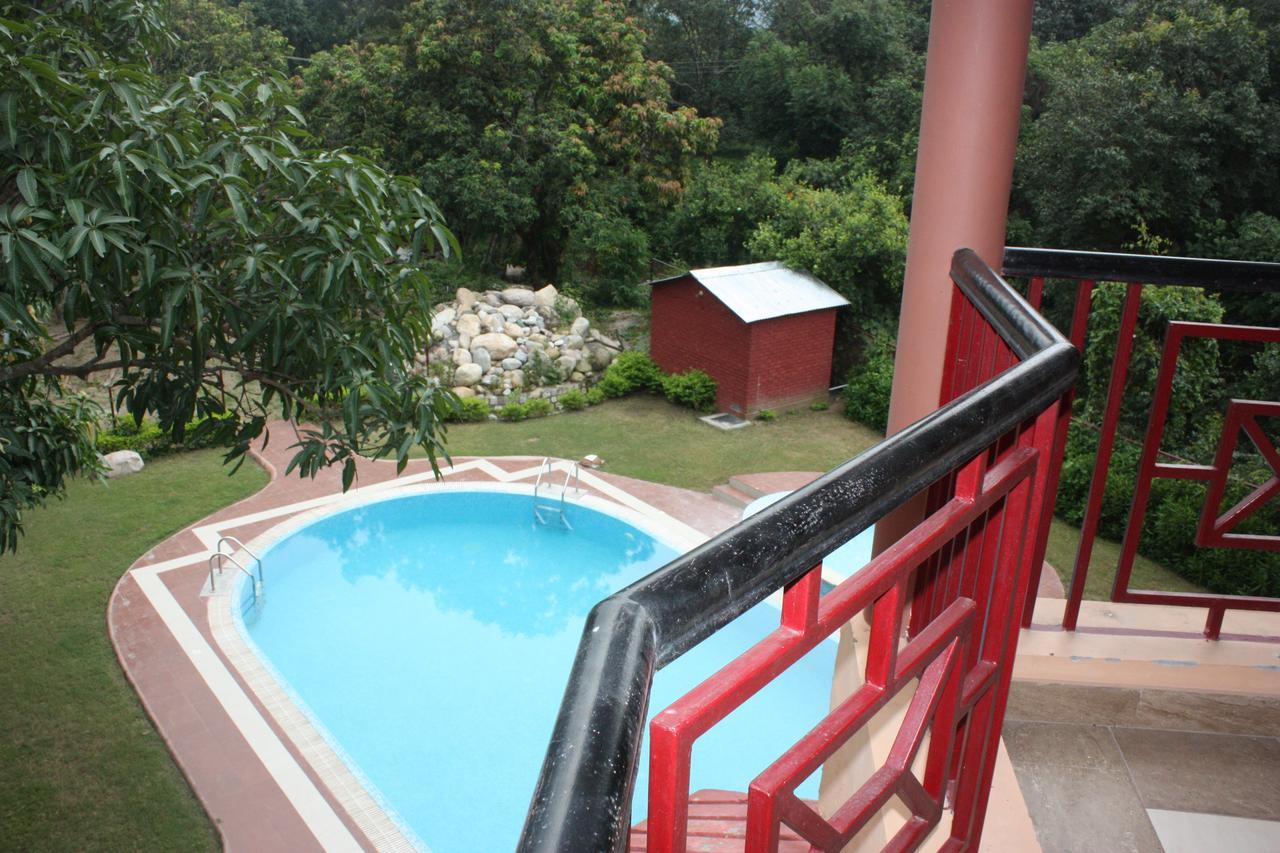 Krishna Wilderness Retreat Hotel Rāmnagar Exterior foto